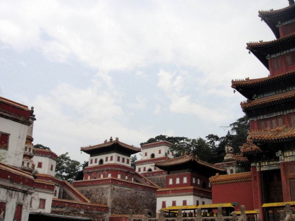 承德，皇家避暑胜地与历史文化名城风采